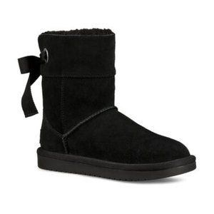 Koolaburra by UGG Kids Andrah Short, Size 12, Black